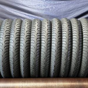 Pneu de moto de fabrication vietnamienne 3.00-18 3.00-17 2.75-17 tailles chambre à air en caoutchouc de haute qualité état neuf - Product Image 3