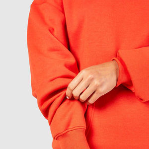 Ensembles décontractés pour femmes, ensemble 2 pièces, sweat à capuche en polaire uni et short au-dessus du genou, design simple, tenue en gros fabriquée au Pakistan - Product Image 2