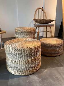 Pouf en jacinthe d'eau naturelle du Vietnam, tissé à la main, pour assise, repose-pieds, décoration intérieure, hôtels et complexes hôteliers - Product Image 2