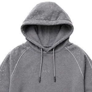 เสื้อฮู้ดดี้ผ้าฝ้าย 100% ทรงบ็อกซี่ ตกแต่งด้วยโลโก้ปัก แต่งขอบด้วยริบบิ้นประดับเพชร ซักแบบ Acid Wash สำหรับผู้ชาย เนื้อผ้าฟลีซหนานุ่ม ชุดกีฬาสองชิ้น รับผลิตแบบ ODM - Product Image 4