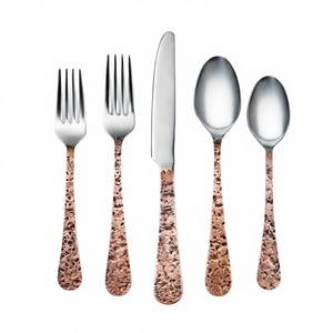 Juego de Cubiertos para Niñas, Regreso a Clases, Acero Inoxidable, Diseño Delgado con Acabado Cobre, Utensilios de Cocina, Vajilla para Camping - Product Image 3