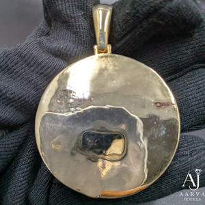 Collier Hip Hop en Or Jaune avec Pendentif Globe, Moissanite et Breloque Couronne en Perle d'Eau Douce pour Fête - Product Image 2