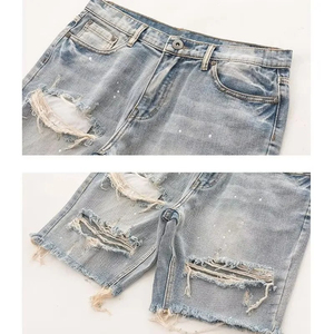 Shorts de mezclilla personalizados con efecto salpicado de pintura, desgastados, rotos, con dobladillo sin rematar, lavado vintage claro, venta al por mayor - Product Image 5
