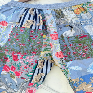 Pantalon Harem Patchwork Floral Vibrant en Coton, Coupe Ample Bohème, Idéal pour le Yoga et la Détente - Product Image 5