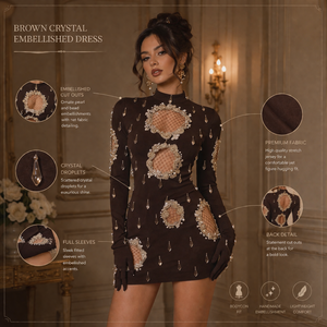 Robe moulante courte en velours luxueux ornée de pierres |   Tenue de soirée cocktail à col haut et manches longues avec appliques en cristal découpées - Product Image 5