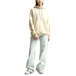 Sudadera con capucha extragrande para mujer, de felpa de algodón de tres tonos, con mangas acampanadas, diseño de paneles ondulados, bolsillo y logotipo personalizado, color arena. - Product Image 4