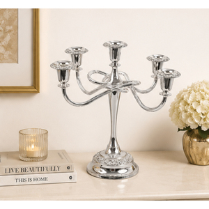 Candelabro de metal de lujo de 5 brazos, plateado, para centros de mesa en bodas, eventos, hoteles y banquetes. - Product Image 3