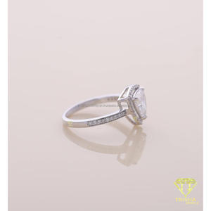 Anillo de Compromiso con Halo de Diamantes Cultivados en Laboratorio, Oro Blanco, Anillo de Boda con Pavé para Mujer, Regalo de Lujo - Product Image 4