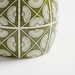 Table d'appoint ronde artisanale en os incrusté – Table d'appoint motif lotus ivoire, tabouret décoratif de luxe pour salon et chambre - Product Image 4