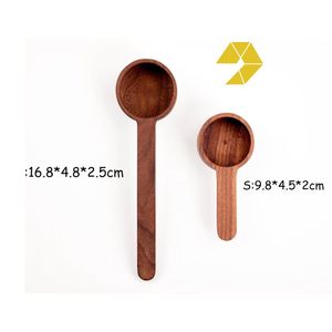 Cuillère à café en bois avec citation gravée But First Coffee, design minimaliste écologique pour accessoires à café - Product Image 6