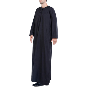 Thobe de prière islamique pour homme, noir, manches longues, longueur au sol, style Moyen-Orient, col rond, coupe ample, de qualité supérieure - Product Image 3