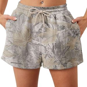 Shorts de sport pour femme camouflage kaki, imprimé tons terre, en polyester ultra-léger, anti-transpiration, pour la course à pied - Product Image 1
