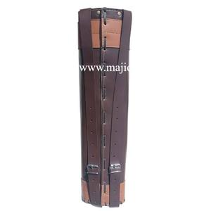 Carcaj de cuero para arco recurvo con bolsillo y correa, color canela - Product Image 3