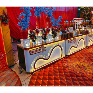 Comptoir à jus décoratif en acier inoxydable pour buffet de mariage - Product Image 1