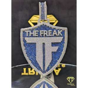 Colgante de Escudo con Iniciales Personalizadas, Diamantes Cultivados en Laboratorio Azules y Blancos VVS, Plata de Ley 925, Joyería Hip Hop - Product Image 2