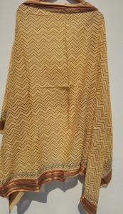 Sarong Pareo en coton imprimé à la main avec jari, jaune moutarde, motif chevron, pour la plage, style bohème, cache-maillot de bain, léger, idéal pour l'été - Product Image 4