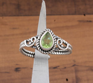 แหวนปรับขนาดได้ประดับพลอยเพอริดอตธรรมชาติสุดหรู ตัวเรือนเงินแท้ 925 ประดับพลอยสีเหลือง สำหรับผู้หญิง หินประจำเดือนพฤศจิกายน เหมาะสำหรับงานปาร์ตี้ - Product Image 5