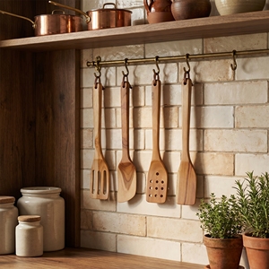 Juego de utensilios de cocina de madera de teca de grado alimenticio, 4 piezas, color marrón claro, natural, duradero, ecológico, espátula, cuchara perforada y cuchara volteadora. - Product Image 3