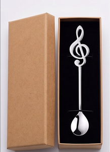 Cuillère à thé élégante et stylée avec poignée au design motif musical, finition argentée, idéale pour le thé, le café et les repas - Product Image 6