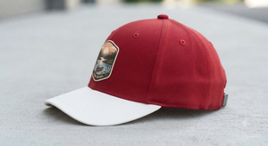 Gorra de Perfil Medio de Seis Paneles con Visera Curva, Bicolor Rojo y Blanco, con Logotipo de Parche Tejido Personalizado, de Alta Calidad, Unisex, a la Moda, Venta al por Mayor - Product Image 3