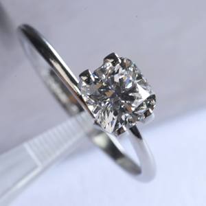 Diamante Cultivado en Laboratorio de Primera Calidad en Oferta, Color Intenso, Piedra Suelta Certificada, Joyería Personalizada Disponible para la Venta - Product Image 4