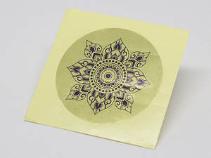 Feuilles d'autocollants en vinyle doré personnalisées pour étiquettes de bougies, cadeaux de fêtes, scrapbooking, emballage cadeau DIY, imperméables et résistantes à la déchirure - Product Image 4