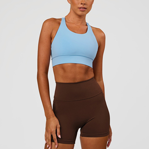 Sujetador deportivo halter sin costuras azul claro para mujer, cuello redondo, soporte medio, top de yoga y entrenamiento, color sólido, transpirable - Product Image 3