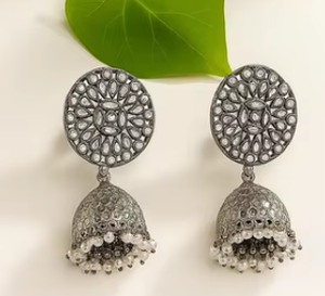 ชุดต่างหูแฟชั่นอินเทรนด์หินหรูหราพร้อมไข่มุกดีไซน์เหมาะสำหรับงานเฉลิมฉลองในงานแต่งงานและต่างหูที่ทันสมัย - Product Image 2