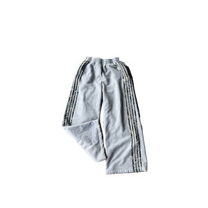 Ensemble de survêtement premium en strass avec sweat à capuche zippé et pantalon de jogging, logo personnalisé, fabricant en gros - Product Image 3