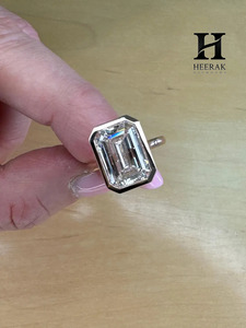 Luxury Emerald Cut Lab Grown Diamond Bezel <b>Set</b> Engagement <b>Ring</b> VVS1 D Color 14K Rose <b>Gold</b> Full Bezel Emerald Diamond <b>Ring</b> - Product Image 2