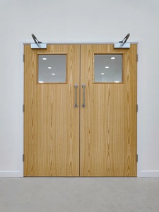 Puerta Cortafuego de Madera para Edificios, Torres Residenciales y Uso Comercial, Suministro Directo de Fábrica, Disponible a Precio Accesible - Product Image 4