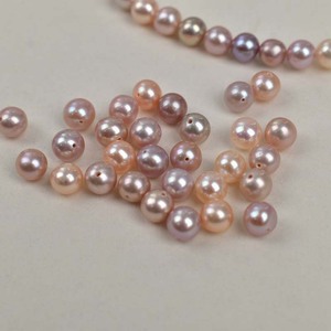 Perles d'eau douce naturelles rondes authentiques faites à la main, 5-6 mm, perles nues avec trous droits - Product Image 1