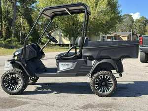 ส่วนลดสุดพิเศษ 2023 รถออฟโรด Tracker OX E V UTV สำหรับผู้ใหญ่ - Product Image 2