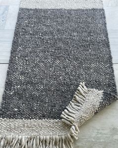 Tapis indien moderne à prix direct fabricant, tissage plat, épais, fait main, durable, antidérapant, en laine, pour usage domestique - Product Image 3