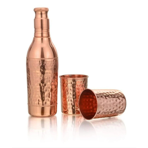 Botella de agua premium 100% de cobre puro, diseño medio martillado, a prueba de fugas, botella ayurvédica para la salud, para yoga, deportes y uso corporativo. - Product Image 2
