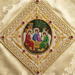Patch d'icône religieuse Zardosi en or personnalisé, broderie à la main en fils dorés pour les vêtements sacrés et la décoration traditionnelle d'église - Product Image 1