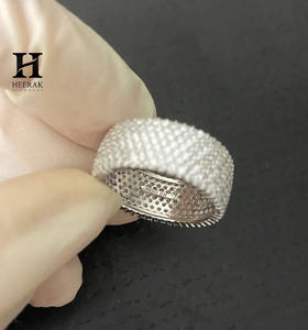 Anillo de Eternidad con Diamantes Cultivados en Laboratorio de 5 Filas, Oro Blanco de 14K, Micro Pavé, Anillo de Boda, Certificado VVS EF, Diamantes Cultivados en Laboratorio - Product Image 2