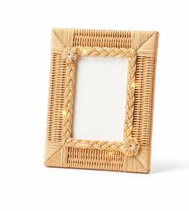 Marco de Fotos Moderno de Ratán Rectangular Marrón con Diseño de Rayas Diagonales, para Exhibición Vertical de Fotos en Mesa - Product Image 3