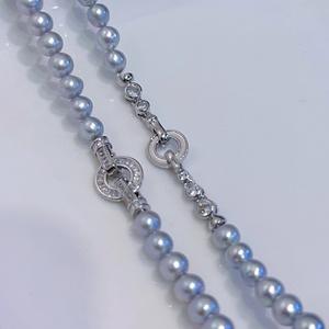 Colliers de perles d'eau douce argentées grises, abondants, rondeur de 5 à 6 mm, avec une peau lisse et délicate, qualité comparable - Product Image 2