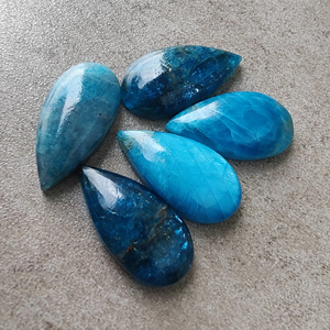 Apatite néon AAA+ cabochon en forme de poire, dos plat, pierre précieuse calibrée pour la fabrication de bijoux - Product Image 3