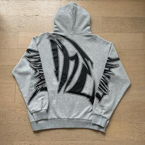 Ensemble décontracté homme/femme : Cardigan à capuche en polaire respirant imprimé vieilli et short, design 2-en-1 - Product Image 3