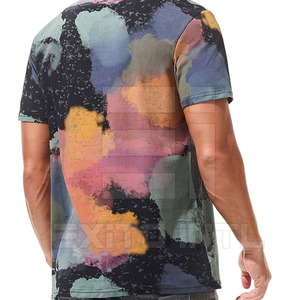 เสื้อยืดผู้ชาย ผ้าผสมไนลอนและคอตตอน ลายพิมพ์เรียบหรือลายแบบ OEM/ODM ออกแบบตามสั่ง ราคาโรงงาน สำหรับฤดูร้อน - Product Image 6