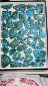 Tranches de pierres précieuses naturelles de chrysocolle et de malachite, 6 mm, traitées thermiquement, forme irrégulière, polies, vertes, pierres lâches pour la fabrication de bijoux - Product Image 4