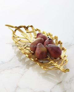 Bandeja de chocolate de metal decorativa moderna perfecta para arreglos de chocolate gourmet durante fiestas o ceremonias de lujo - Product Image 5