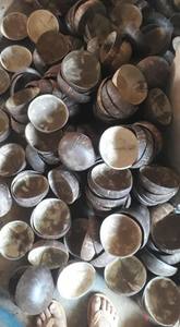 Bol en coquille de noix de coco fabriqué à la main Bol naturel écologique pour la salade de cuisine et l'affichage des aliments - Product Image 6