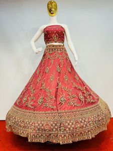 Diseñador Girlies Bridal Lehenga Choli Set con blusa pesada y Dupatta, Full Jaal & Jarkan Stone Work | Nueva llegada - Product Image 5