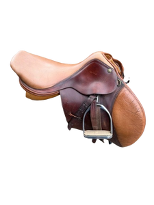 Selle d'équitation anglaise en cuir véritable de luxe, artisanale, confortable, durable, ajustement sûr, équipement d'équitation - Product Image 2