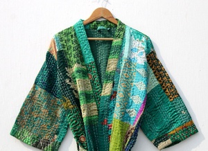 Nueva llegada de chaqueta Kantha de algodón puro de retazos con 2 bolsillos delanteros cosidos a mano abrigo largo bohemio para mujer - Product Image 5