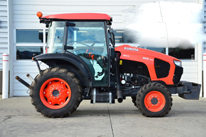 Tractor M5-111 2022, Equipo Premium Listo para Exportación, Suministro a Granel de Alta Resistencia - Product Image 6