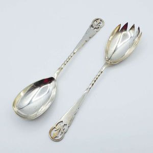 Elegante juego de servidores de ensalada de metal con mango largo para mezclar, voltear y servir ensaladas frescas y saludables - Product Image 2